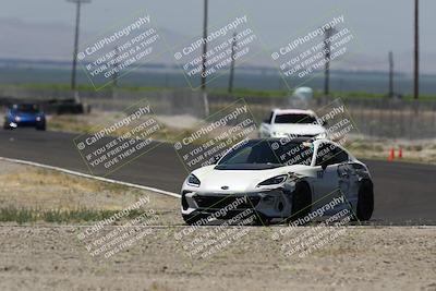 media/May-10-2025-Light Speed Track Events (Sat) [[c99cd30d1b]]/Yellow Group/Turn 9/